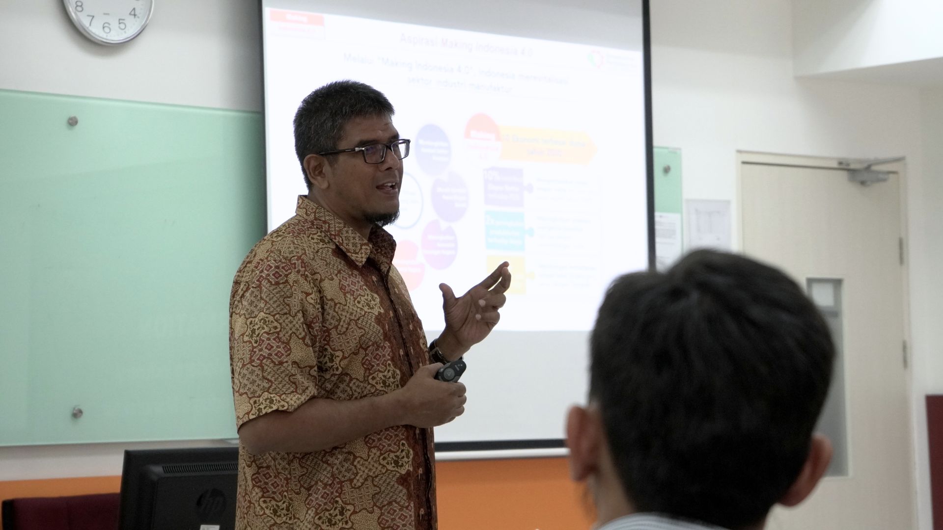 Workshop Transformasi Digital di Dunia Manufaktur Universitas Bakrie